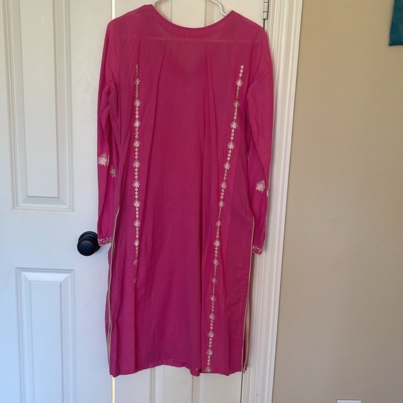 Pakistani Indian kurta from Nishat Linen in pink color with cream embroidery. - Picture 6 of 6
